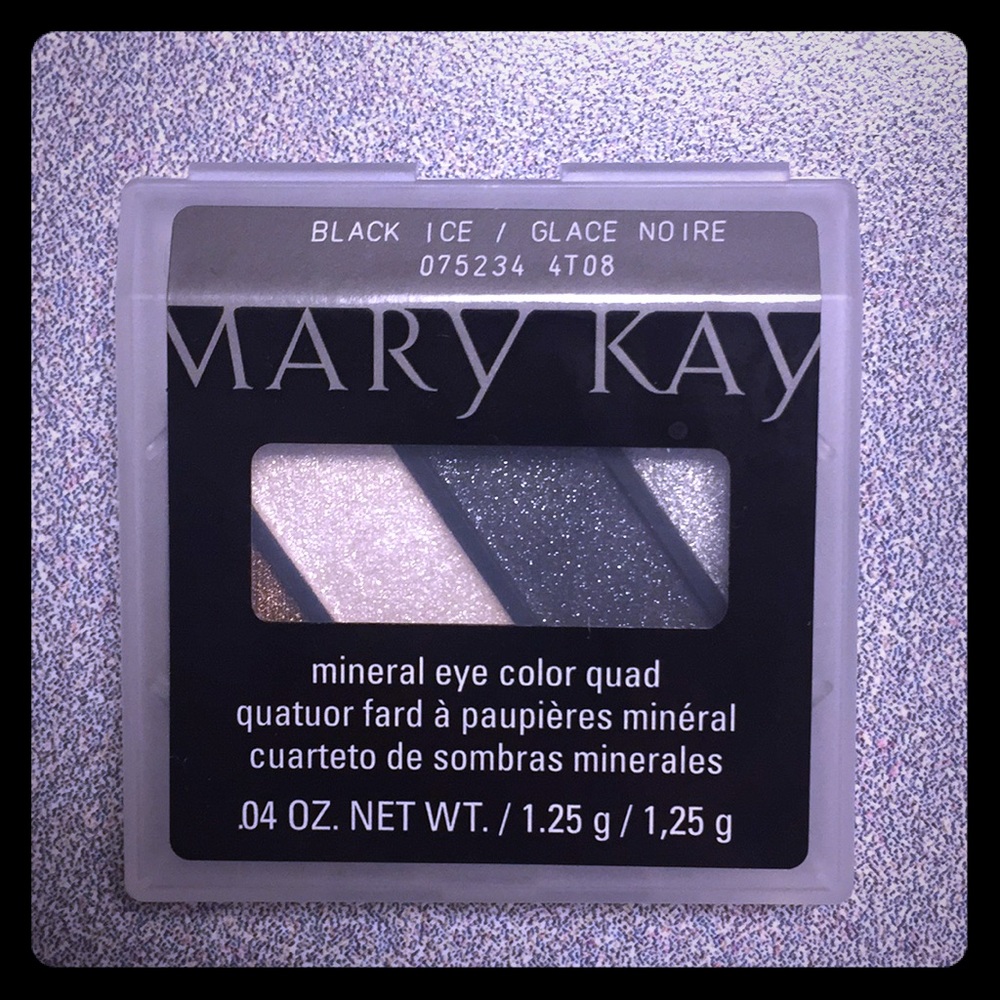 Brand new Mary Kay eyeshadow quad